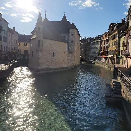 Apartment Cozy With Terrace Annecy